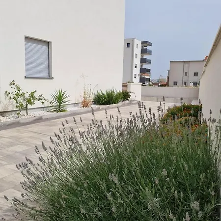 Apartment Marcela * Traù